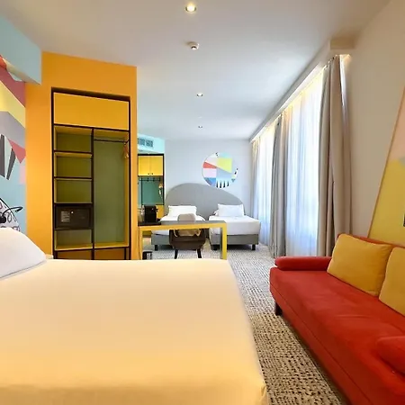 Ibis Styles Tbilisi Center Hotel Exterior photo