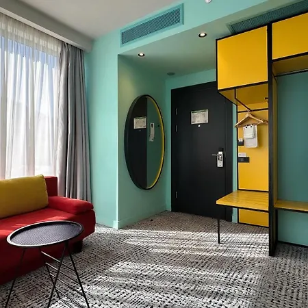 Ibis Styles Tbilisi Center Hotel Exterior photo