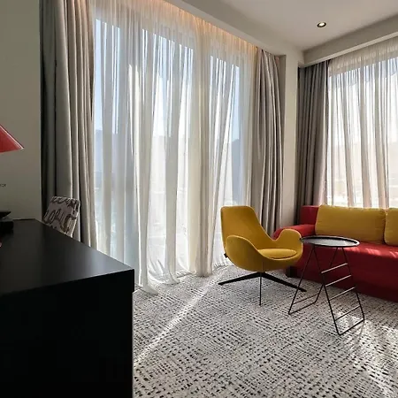 Ibis Styles Tbilisi Center Hotel Exterior photo
